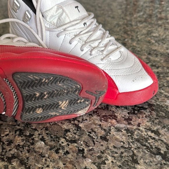 Jordan 12 retro White and Red Sneakers Iconic Design W7 or boys 5 - Picture 15 of 16